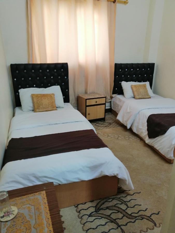 Hamoudah Hotel Амман Экстерьер фото