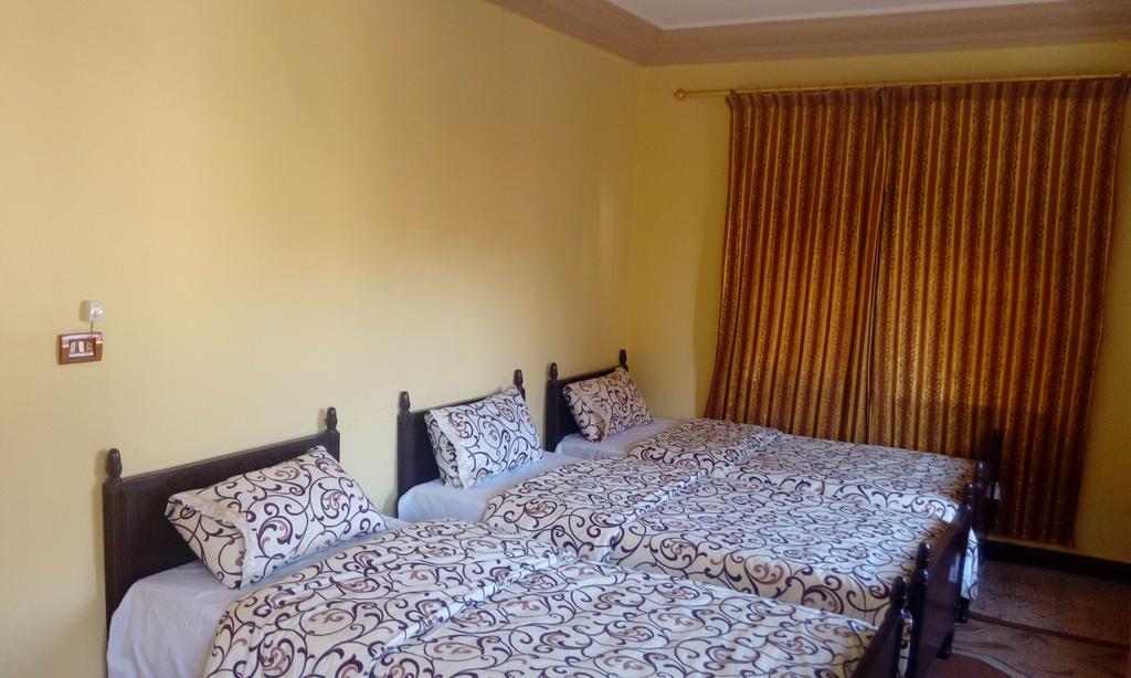 Hamoudah Hotel Амман Экстерьер фото