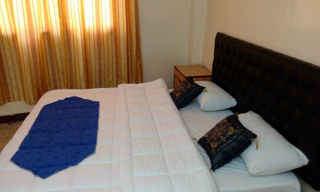 Hamoudah Hotel Амман Экстерьер фото