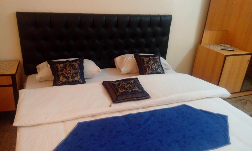 Hamoudah Hotel Амман Экстерьер фото